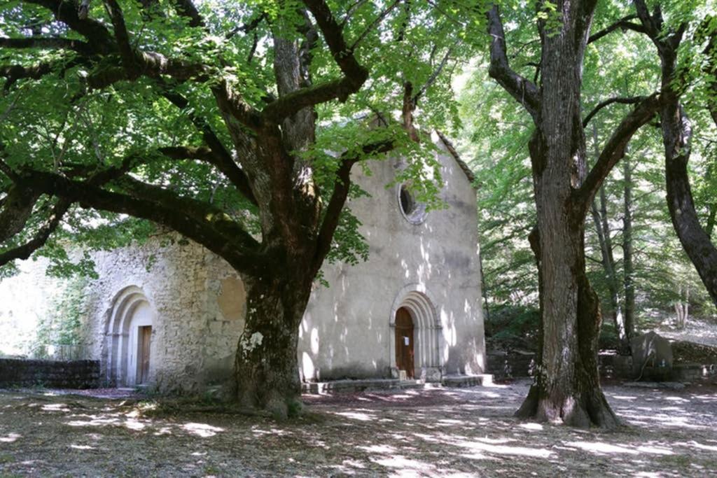 Villa La Lurette Saint-Étienne-les-Orgues Esterno foto